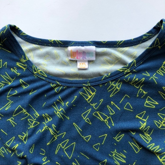 LuLaRoe Irma Top - Size XXS - Picture 4 of 5